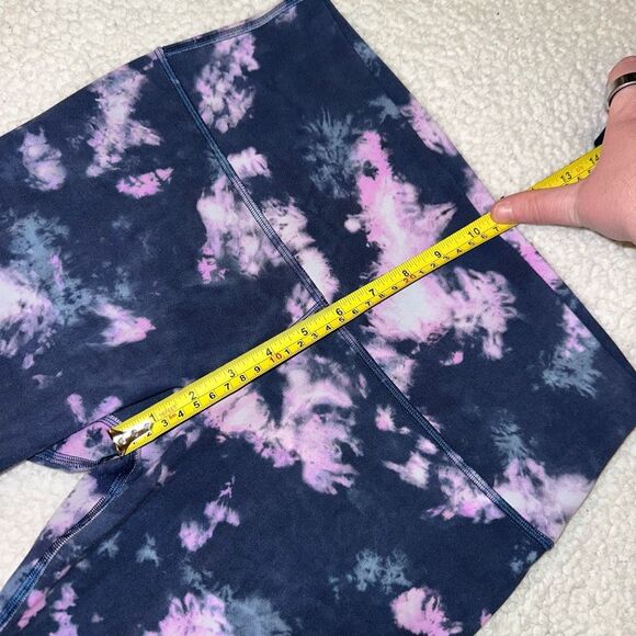 Lululemon Size 10 High Rise Align Leggings 25” Tie Dye Mineral Blue GUC Pilling - Picture 4 of 10